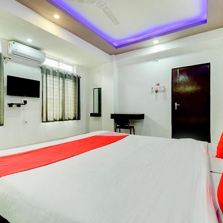 Oyo 80488 Mi Casa Homestay グワーハーティー エクステリア 写真